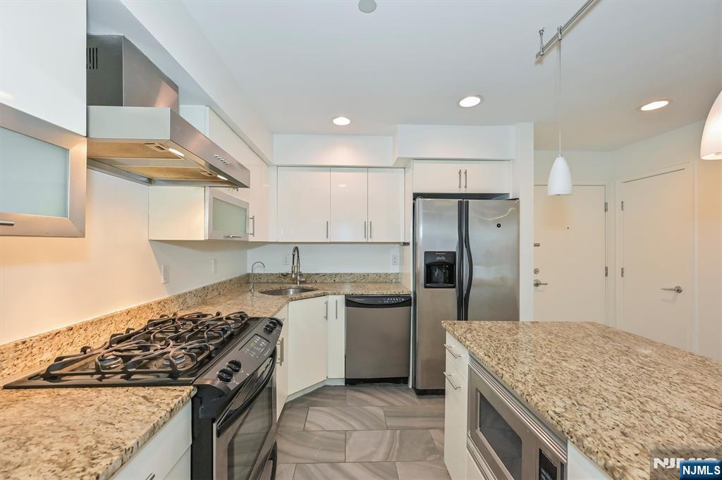 310 Cliff Lane C002D - Photo 5