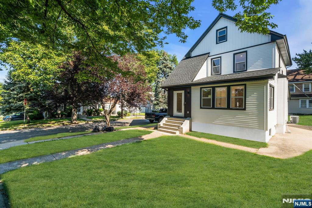 17 Midland Avenue - Photo 3