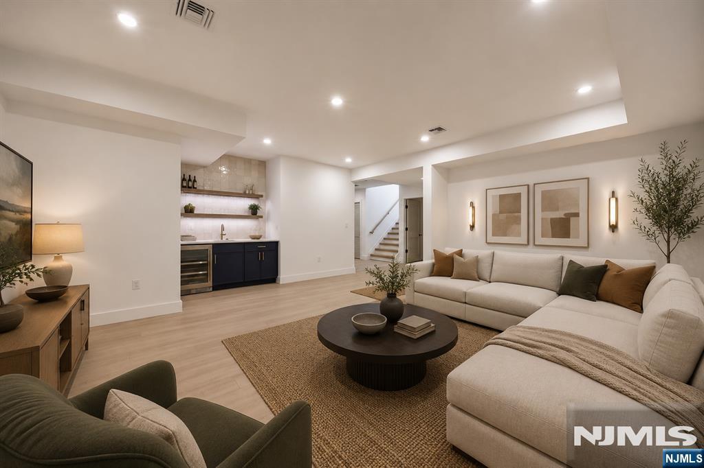 64 Prescott Street — photo 41