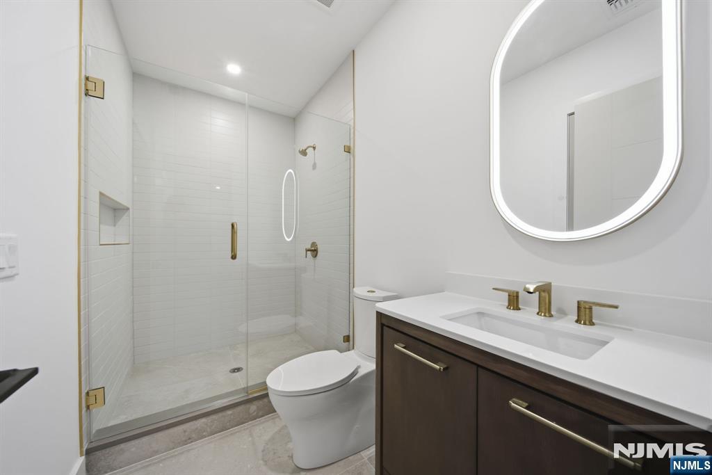 64 Prescott Street — photo 43