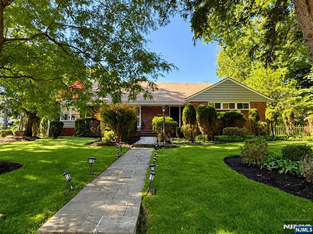 72 Foster Road - Photo 1