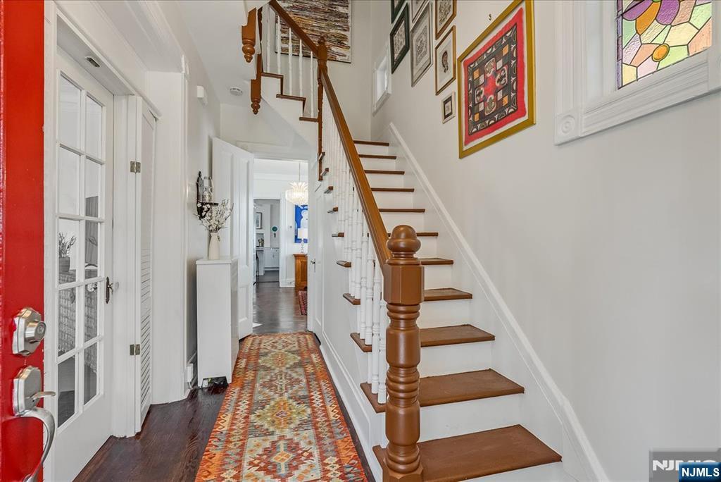 22 Forest Street - Photo 2