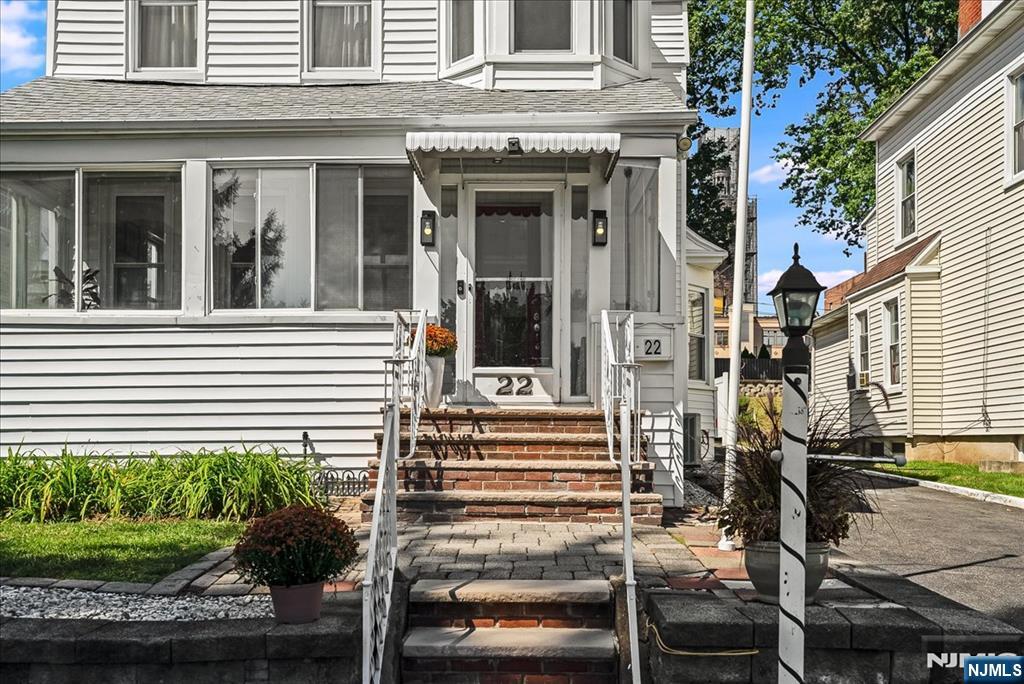 22 Forest Street - Photo 5