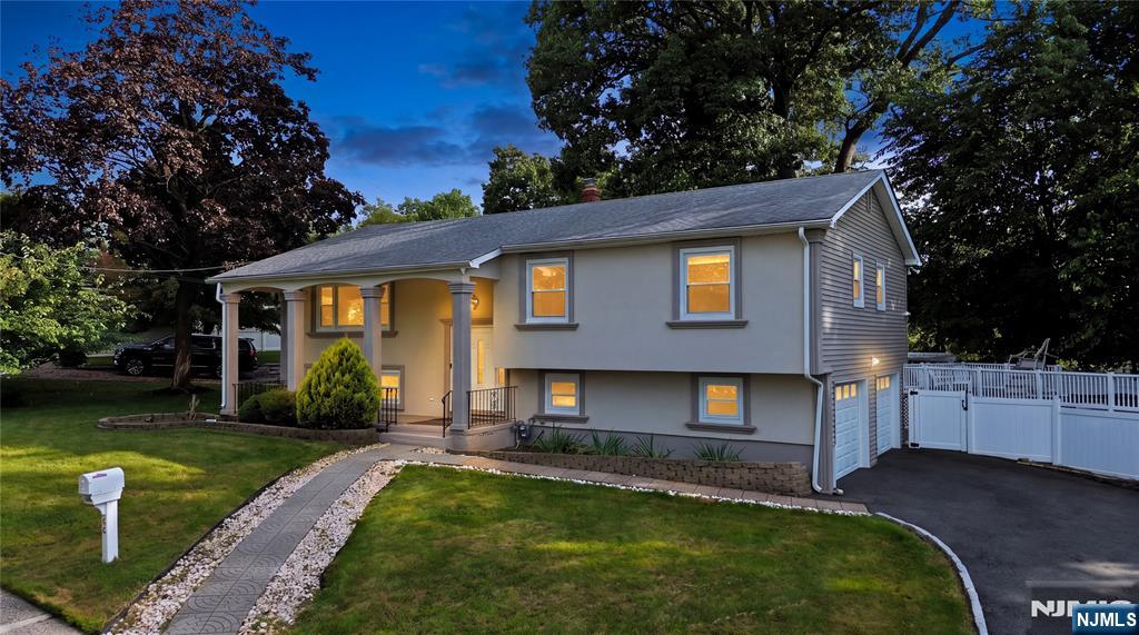 66 Lockwood Place - Photo 1