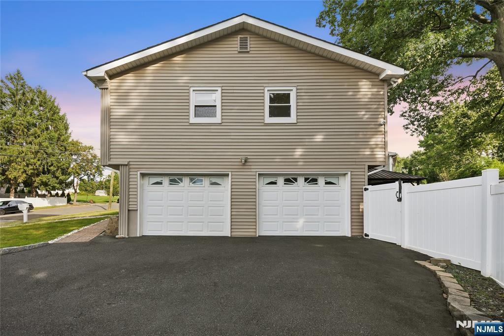 66 Lockwood Place - Photo 2