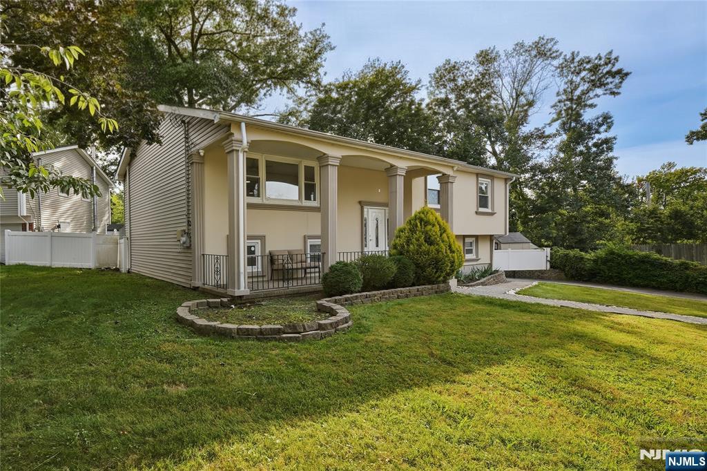 66 Lockwood Place - Photo 3