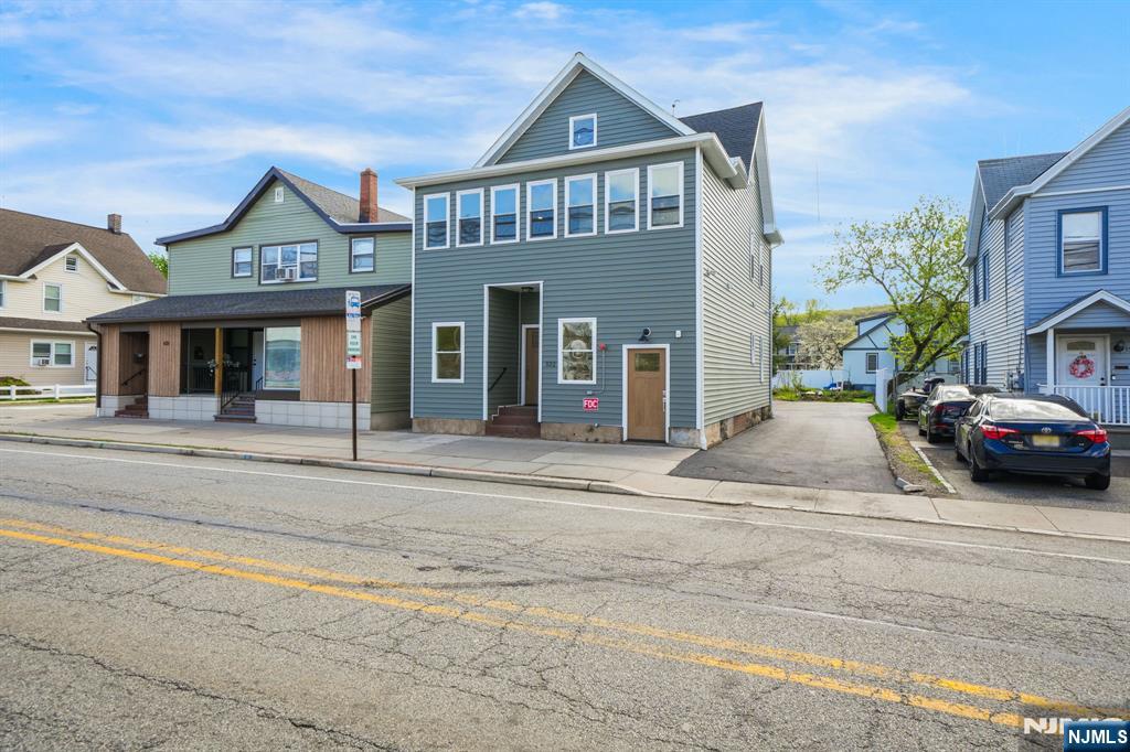 532 Ringwood Avenue A - Photo 3