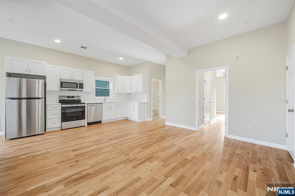 532 Ringwood Avenue A - Photo 4