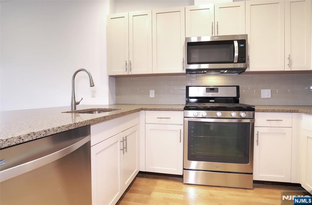 2050 Central Road 203 - Photo 3
