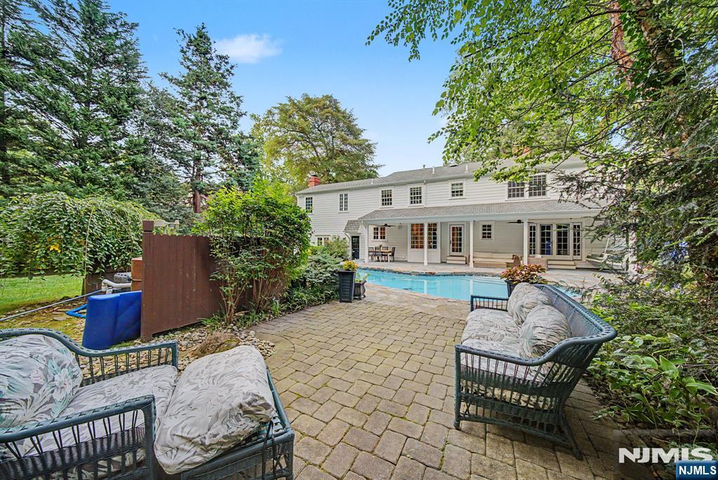 22 Birchwood Place — photo 42