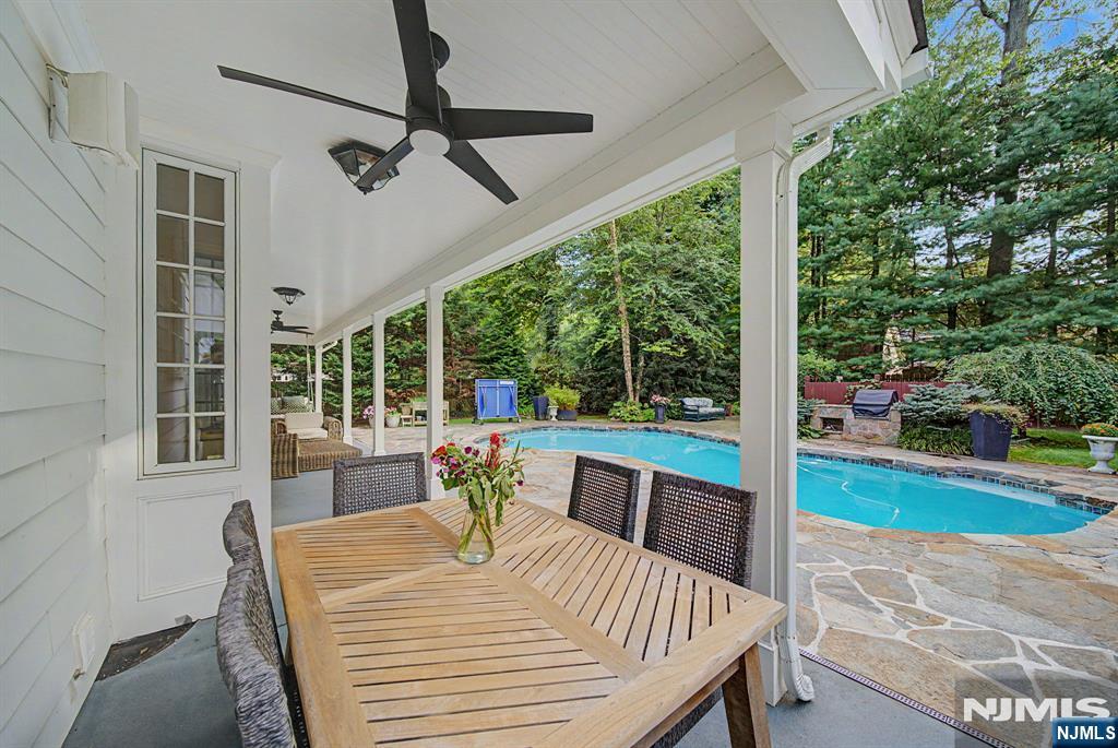 22 Birchwood Place — photo 45