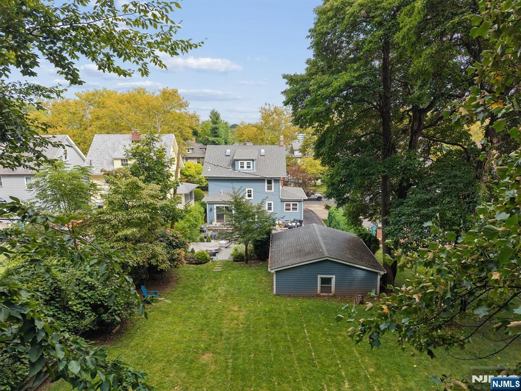 118 Essex Avenue - Photo 3