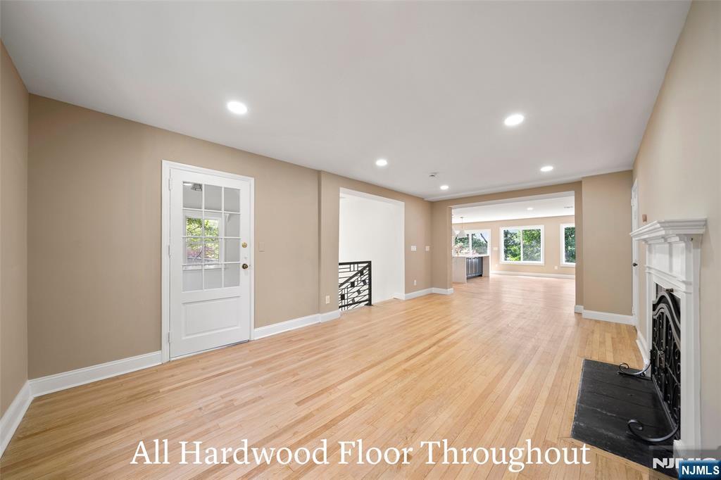 572 Ridgeland Terrace - Photo 3