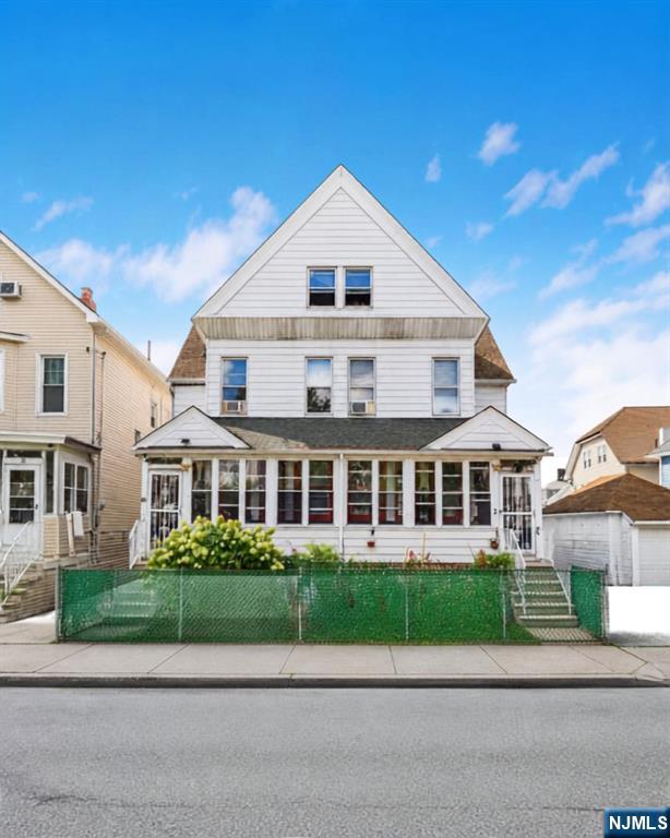 26 Lincoln Street - Photo 1