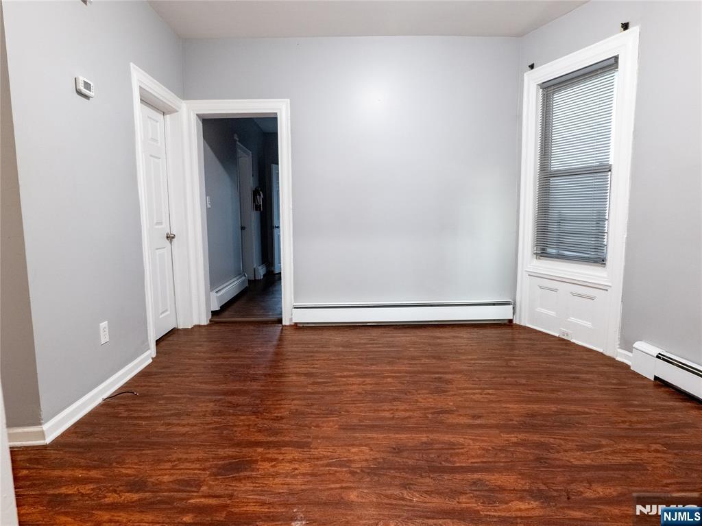 87 2nd Street - Photo 4