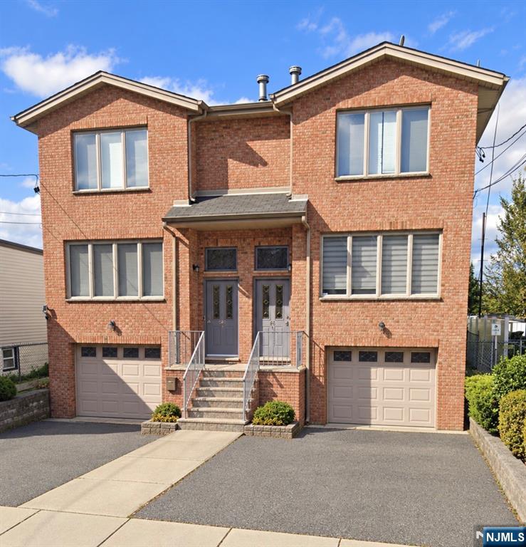 85 Lincoln Street B - Photo 1
