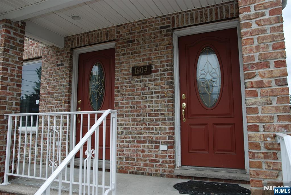 1604 John Street 1 - Photo 2