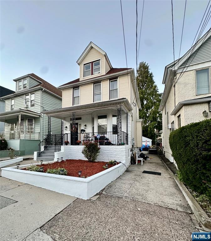 324 77th Street - Photo 4