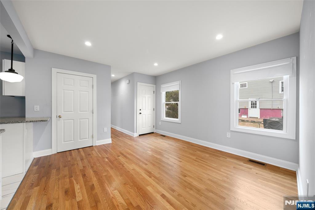 11 Webster Street - Photo 2