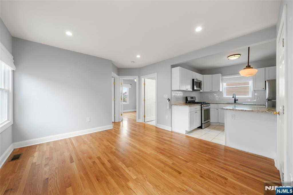 11 Webster Street - Photo 3