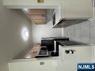 30 2nd Street 207 - Photo 3
