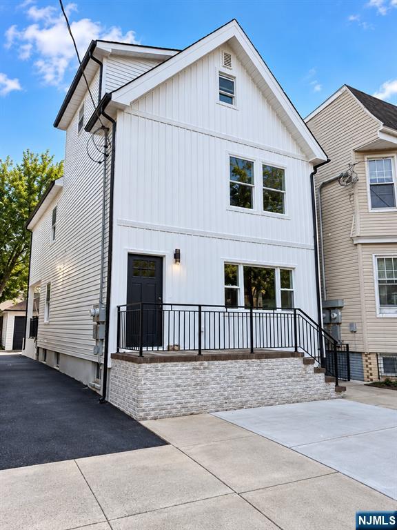 307 Ann Street - Photo 3