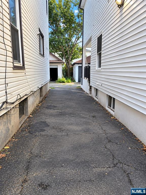 307 Ann Street - Photo 4