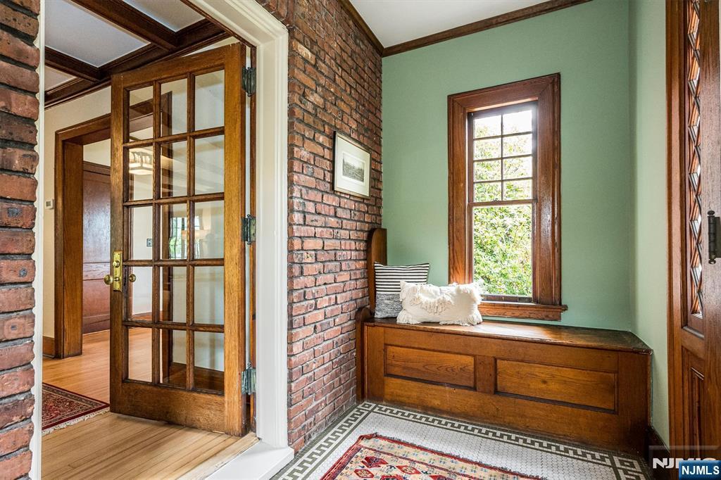 42 Hamilton Road - Photo 5