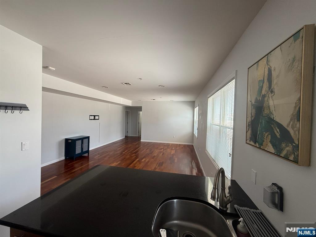 515 30th Street 202 - Photo 3