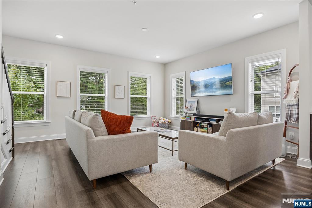 206 Abbe Road - Photo 2