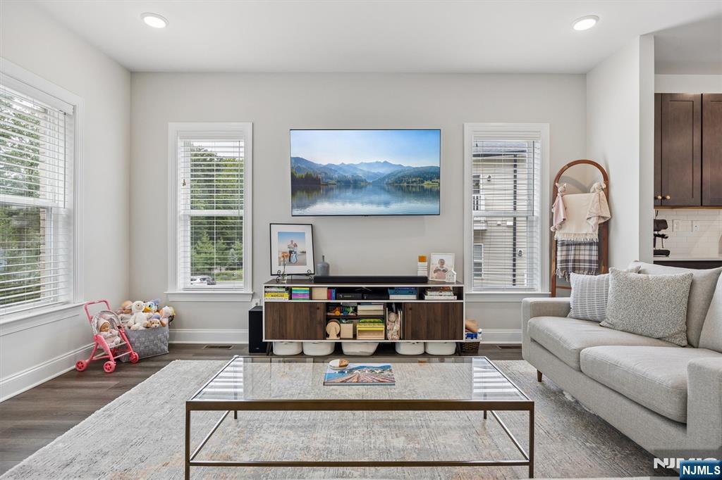 206 Abbe Road - Photo 3