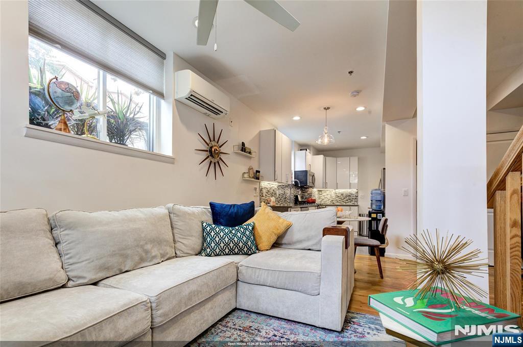 58 Giles Avenue 2 - Photo 1