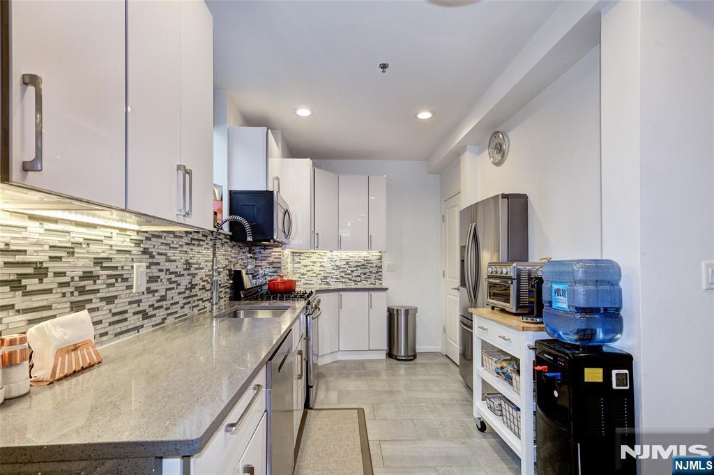 58 Giles Avenue 2 - Photo 4