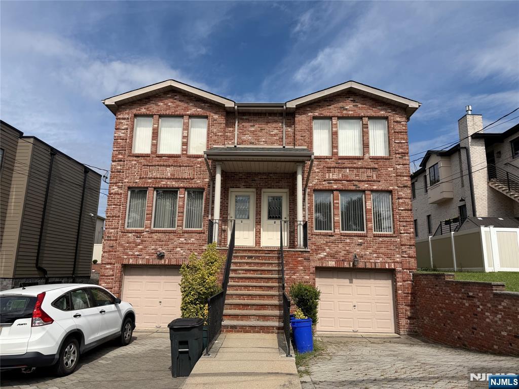 843 Pleasantview Terrace 2 - Photo 1