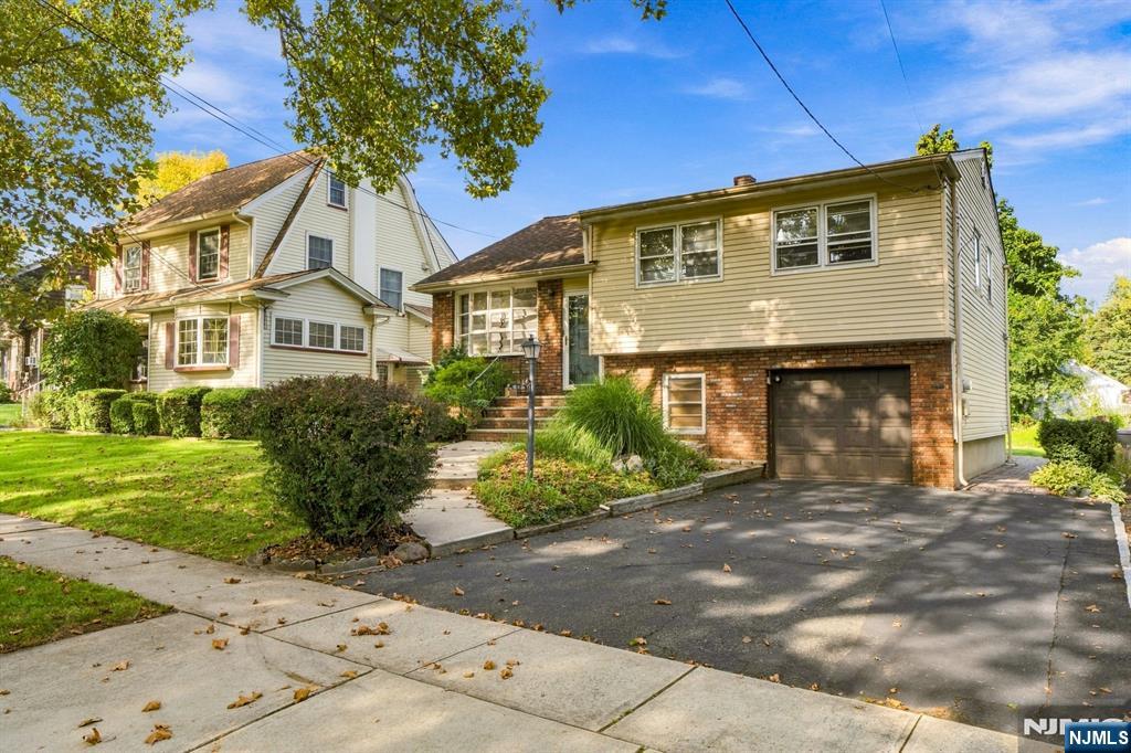 Photo 22 of Single family home for sale at 107 Severin Ct, Cranford, NJ 07016 | MLS# 26035770 | Listing updated on 2026-10-06