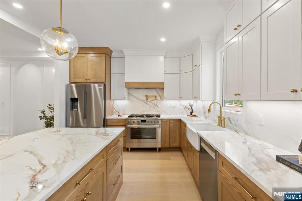 181 West Street - Photo 5