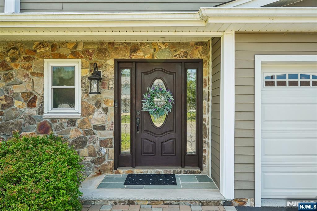 23 Chicopee Drive - Photo 3