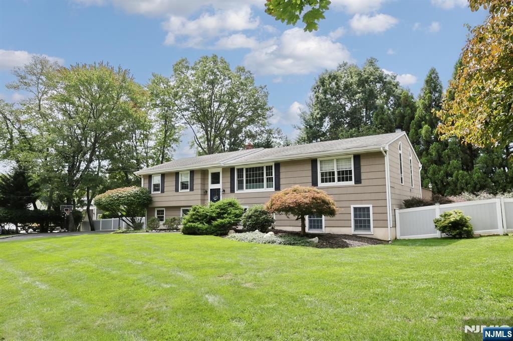 23 Hamilton Street - Photo 1