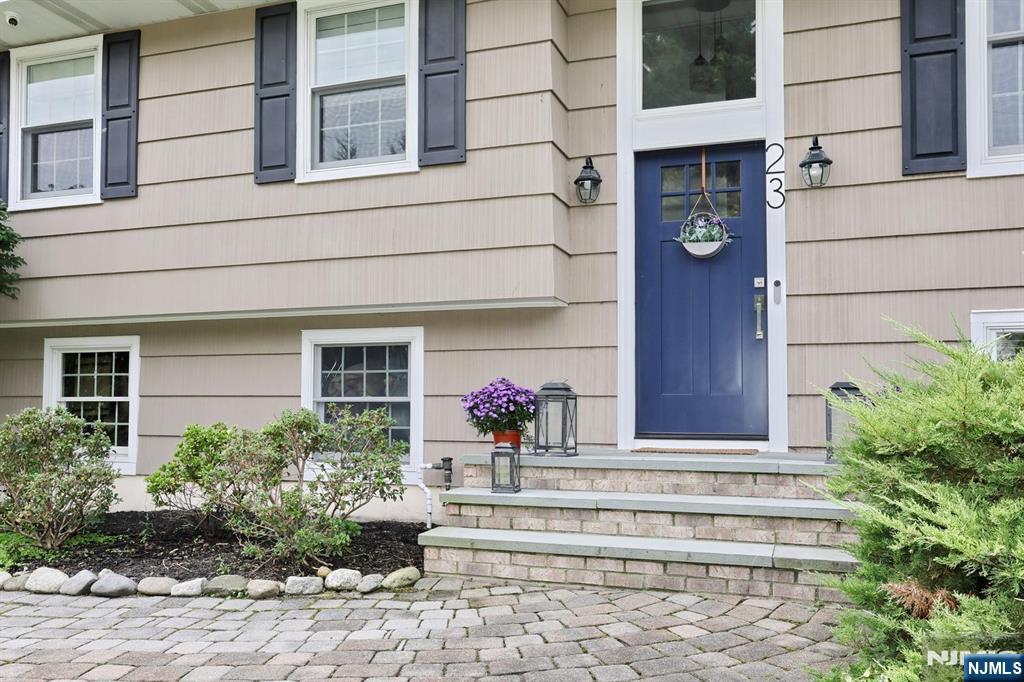 23 Hamilton Street - Photo 2