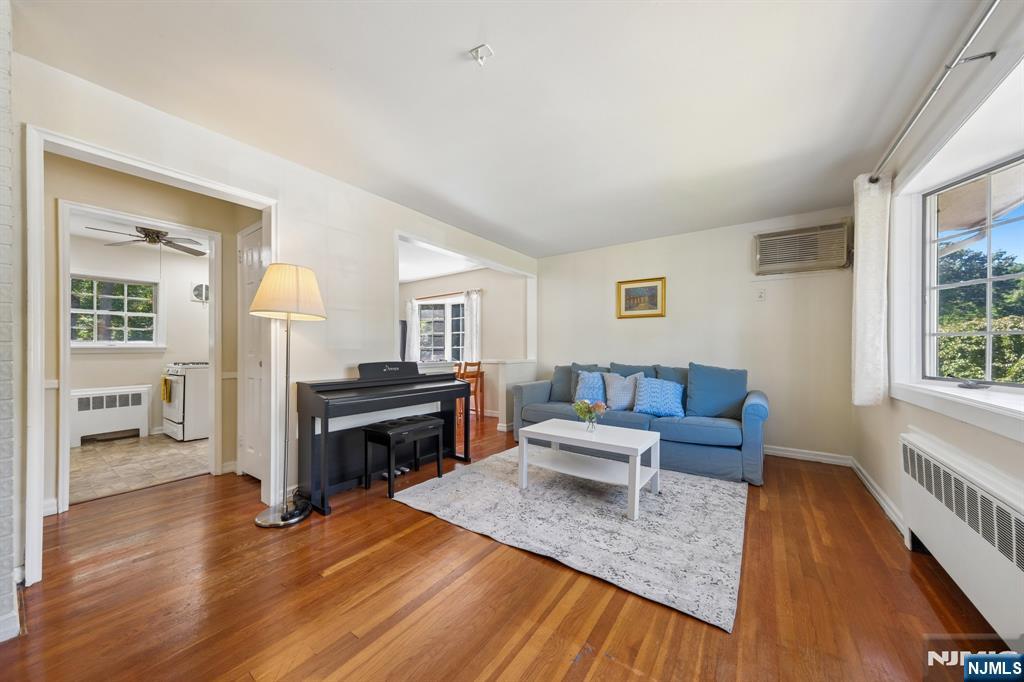 779 Newcomb Road - Photo 5