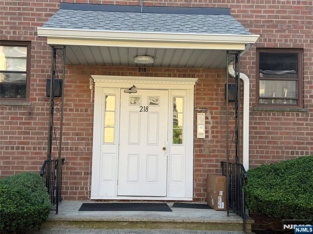 218 Prospect Avenue 3C - Photo 4