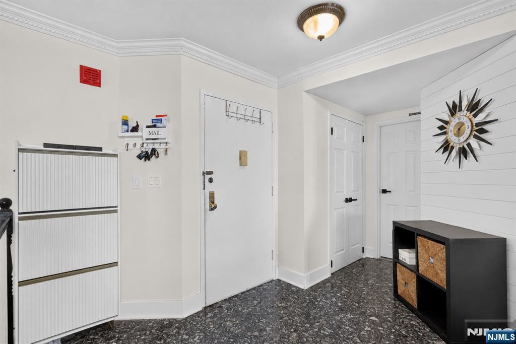 1020 Harmon Cove Tower 1020 - Photo 4