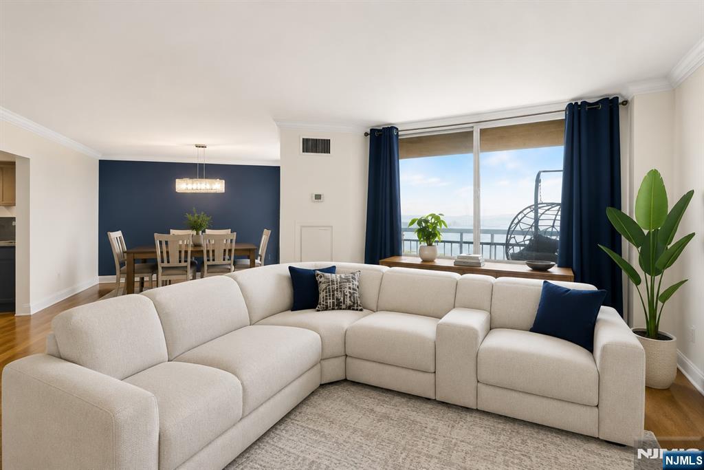 1020 Harmon Cove Tower 1020 - Photo 5