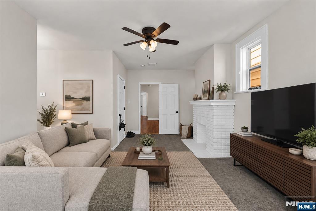 223 Devon Street 2 - Photo 3