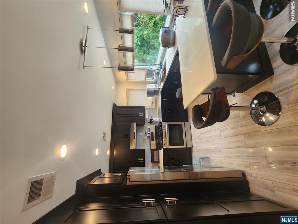 2408 2nd Street - Photo 4