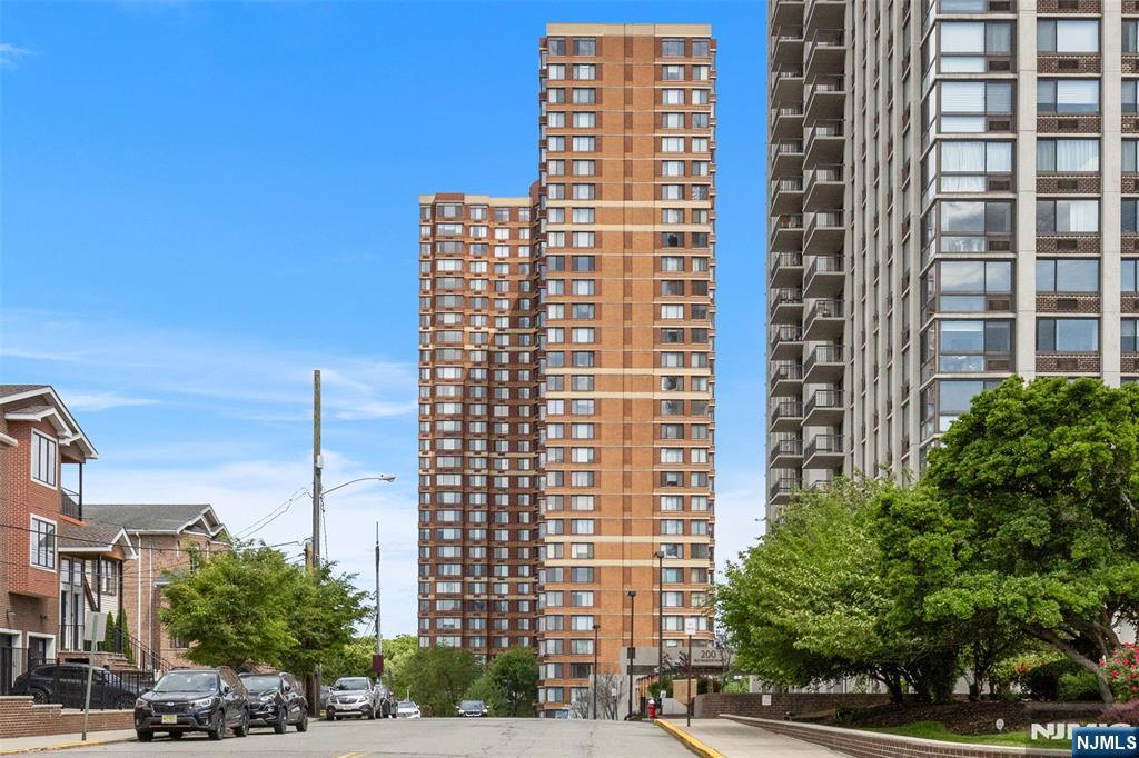 100 Old Palisade Road 3215 - Photo 1