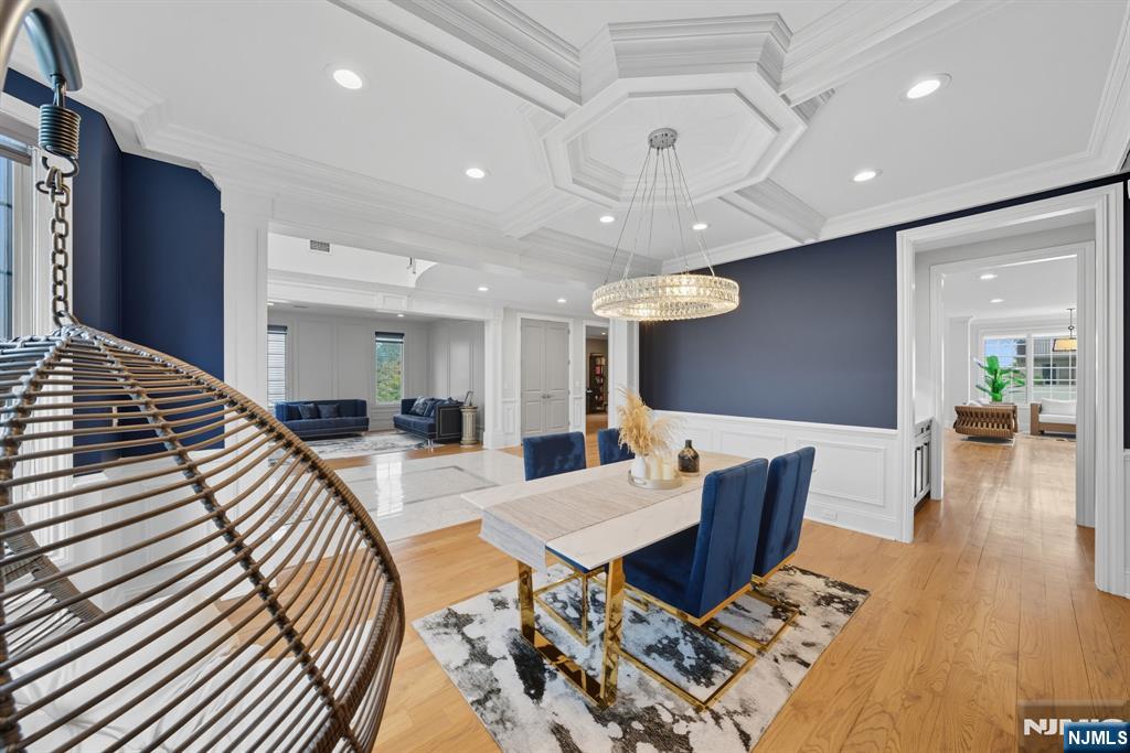 146 Stuart Street — photo 15