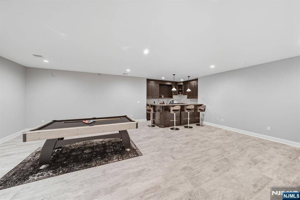 146 Stuart Street — photo 33