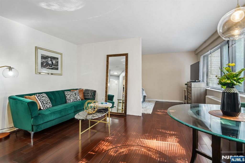 1375 River Road 1A - Photo 4