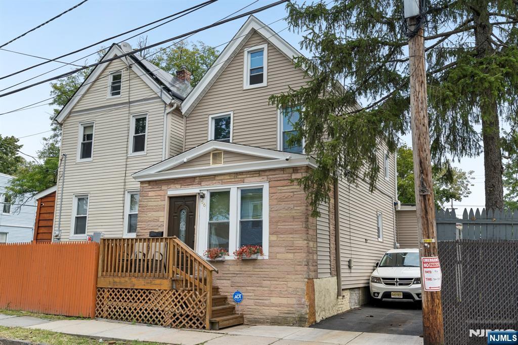 Photo 3 of Single family home for sale at 66 Oak Ave, Irvington, NJ 07111 | MLS# 26035825 | Listing updated on 2026-10-01
